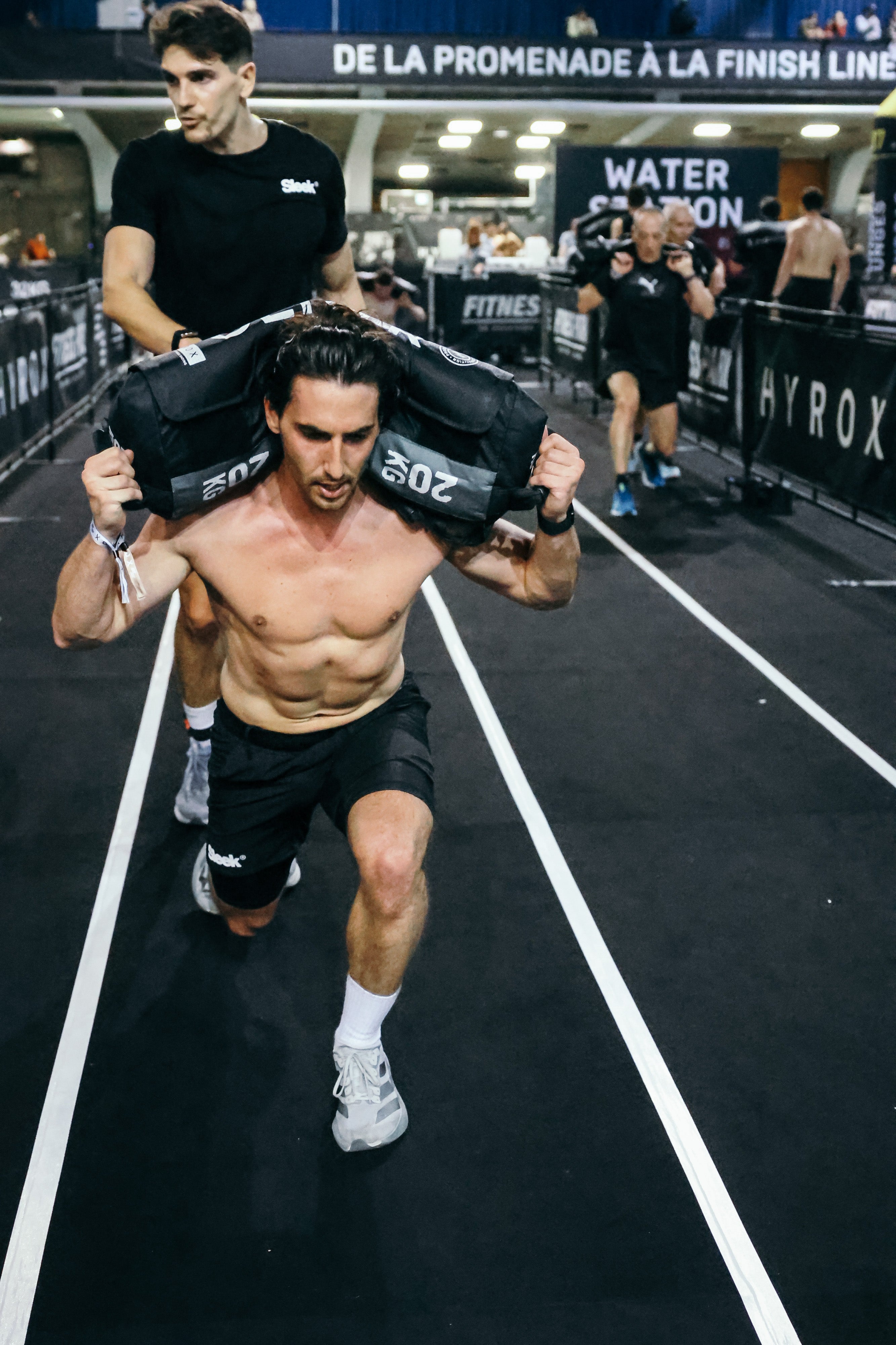 RENDRE LA PERFORMANCE ACCESSIBLE À TOUS